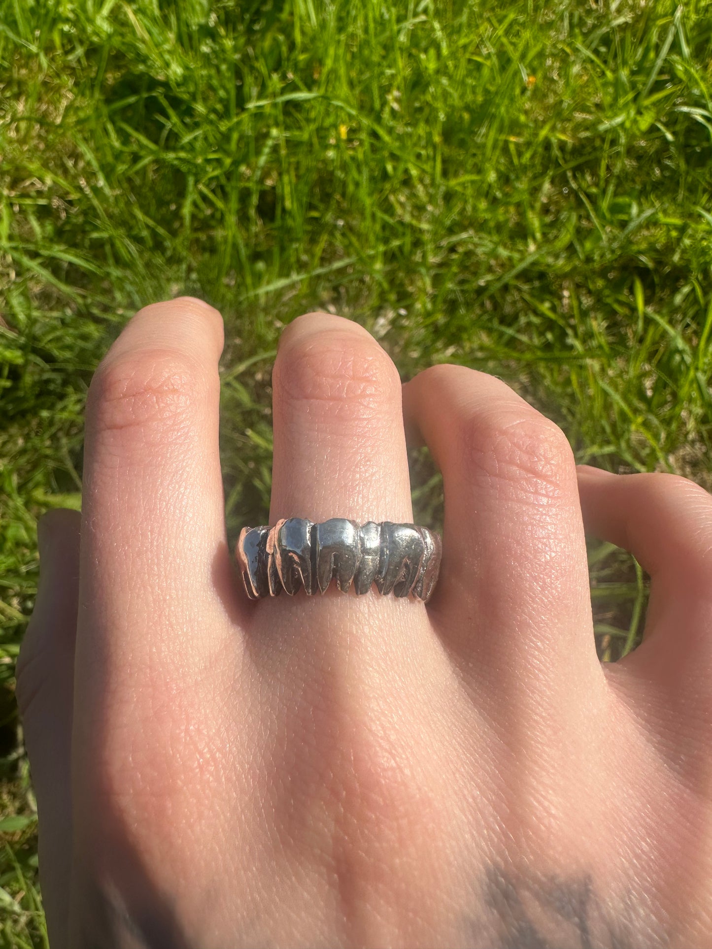 Tooth Band Ring