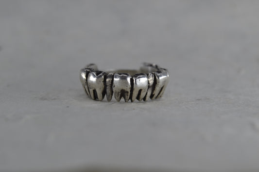 Tooth Band Ring